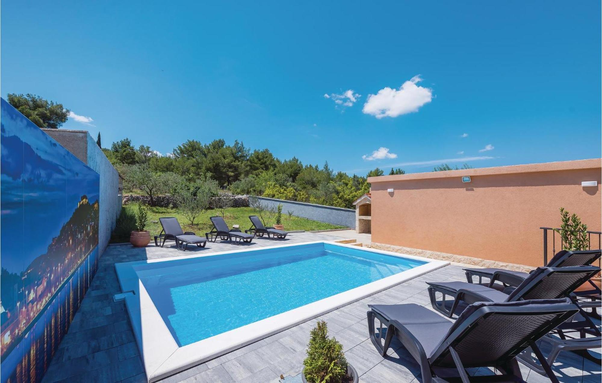 שיבניק Amazing Home In Bilice With Outdoor Swimming Pool מראה חיצוני תמונה